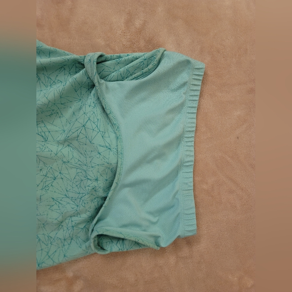Nike Dri Fit Tank - Picture 6 of 6